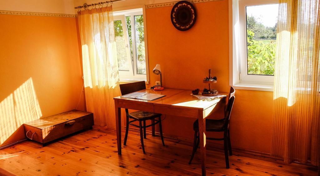 Coastal Home Muini Usi Kolka Bagian luar foto